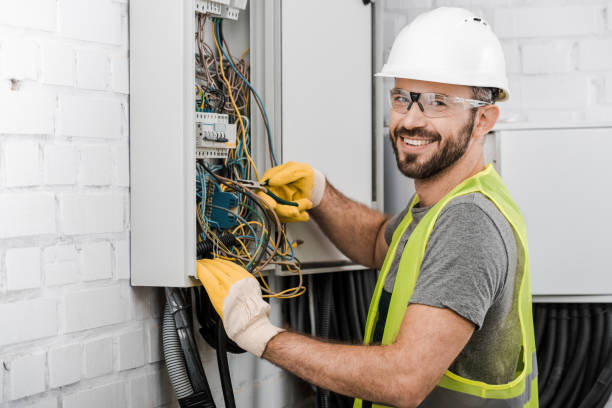 Best Commercial Electrician Services  in Tukwila, WA
